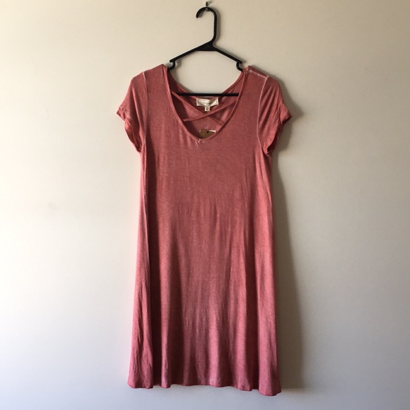 Rose Dress - Picture 2 of 4